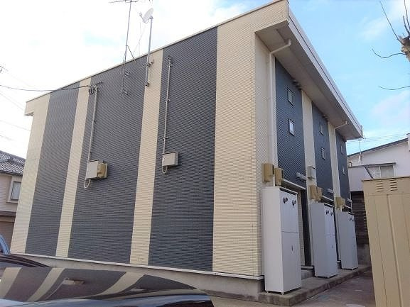 レオネクスト坂井砂山の玄関