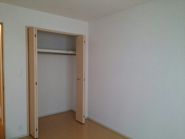 ガ－デンスクエアＢの収納