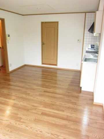 サンライト良城　Ｂの居間・リビング