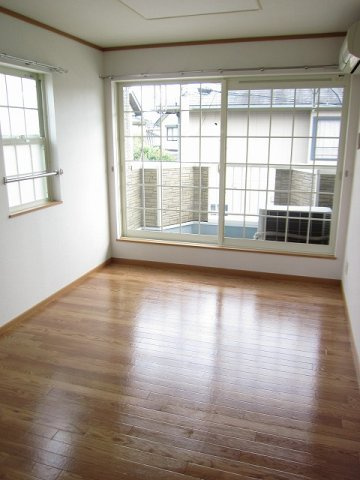 サンライト良城　Ｂの居間・リビング