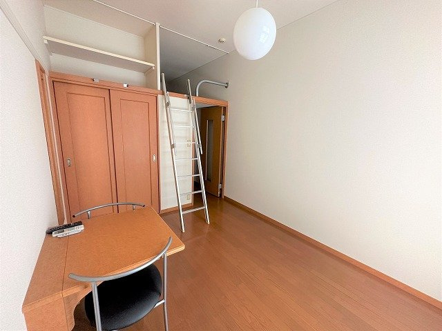 レオパレス一歩の居間・リビング