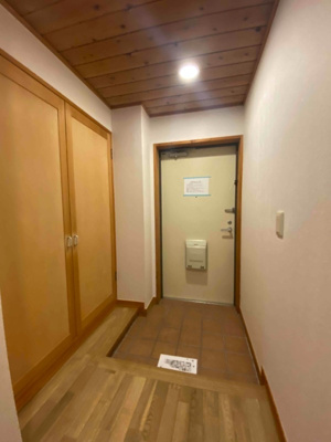 【玄関】 | シェ・ノートフ桑原台