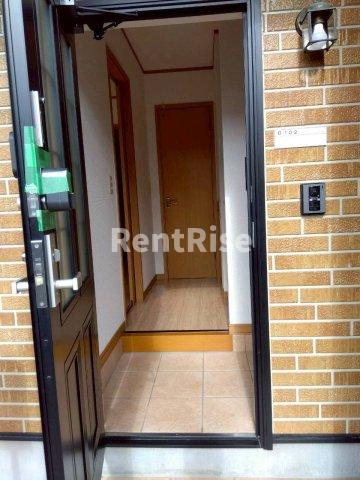 DUPLEX 長島Bの玄関