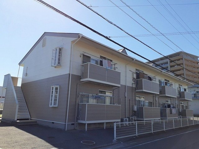 ファミリーハイツ