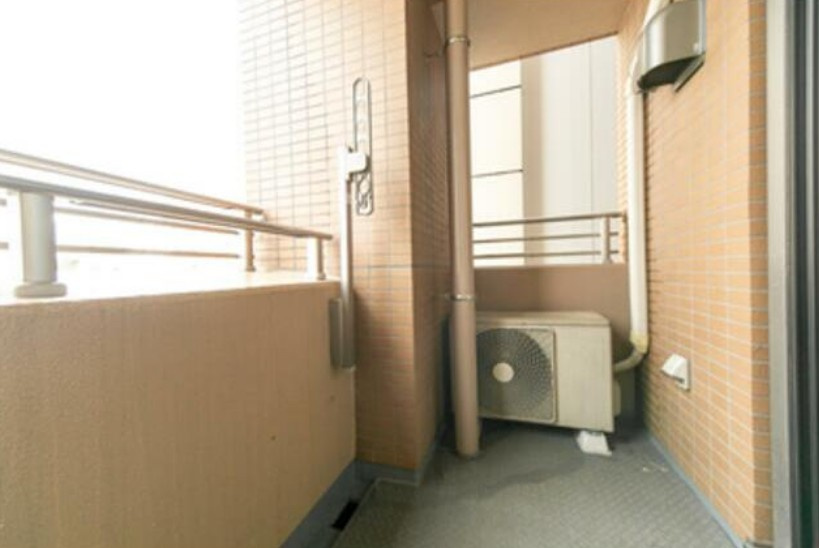 【バルコニー】