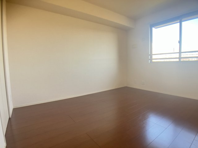 ヴェルドミール　2の洋室