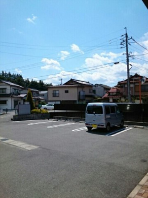 【駐車場】 | ピュア