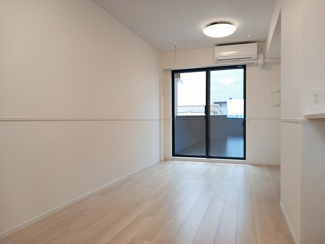 ヒカルサ久喜菖蒲の居間・リビング