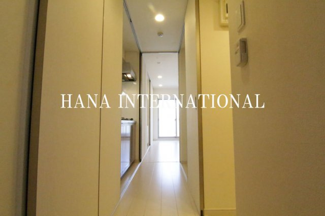 リブリ・アライの内装