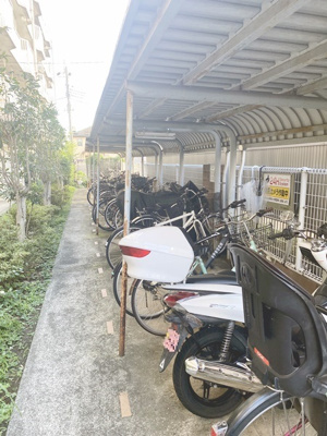 【その他共用部分】 | パークコートZAMA | バイクも置ける駐輪場（登録制）