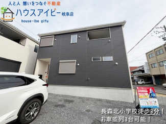 【外観】 | 岐阜市長森本町新築建売全2棟！長森北小学校徒歩3分！お車並列3台可能！インナーバルコニーのあるお家！ | 岐阜市長森本町新築建売全2棟！長森北小学校徒歩3分！お車並列3台可能！インナーバルコニーのあるお家！