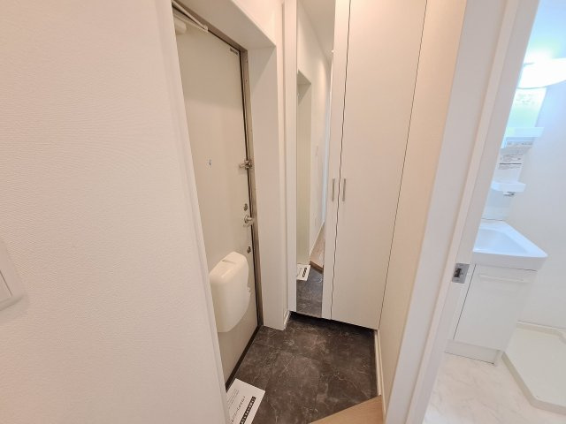 グランメール鳴尾町の玄関