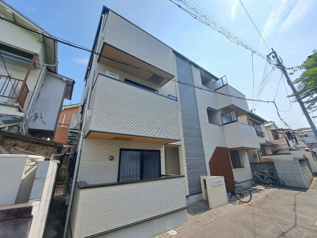 グランメール鳴尾町の外観