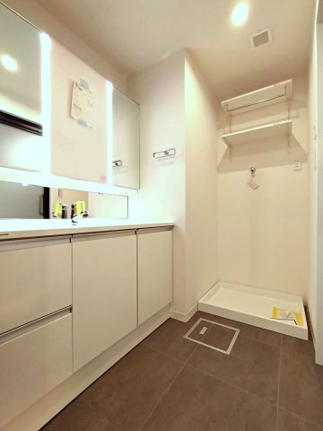 京急シティ上永谷L-ウィングイーストウィングの独立洗面台