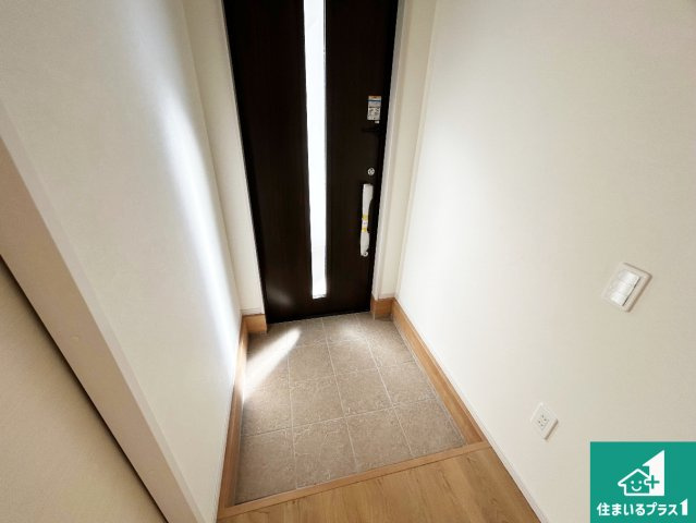 神戸市西区糀台　第2期　新築一戸建ての玄関|シューズボックスにはたくさんの靴が収納できるので玄関周りはいつもスッキリ！ご家族が増えても安心！