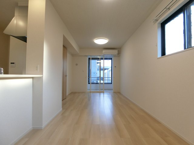 アメージングⅢの居間・リビング