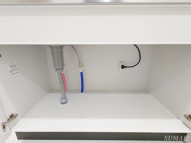 パークサイド赤羽レジデンスのキッチン|キッチン下収納です☆