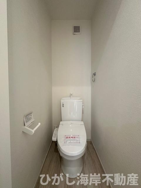 茅ヶ崎市南湖６丁目　新築戸建　全２棟のトイレ|洗浄機能付きお手洗い