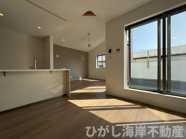 茅ヶ崎市南湖5丁目　新築戸建　全2棟のダイニング|17.8帖　LDK
