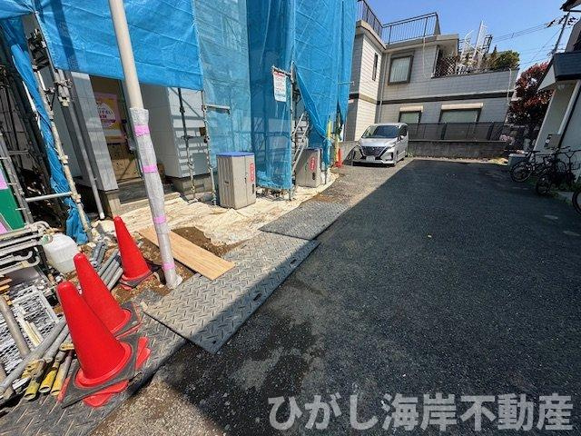 茅ヶ崎市南湖5丁目　新築戸建　全2棟の駐車場|3月28日撮影　建築中　カースペース
