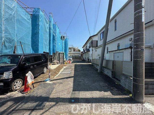 茅ヶ崎市南湖5丁目　新築戸建　全2棟の外観|3月28日撮影　建築中　現地外観