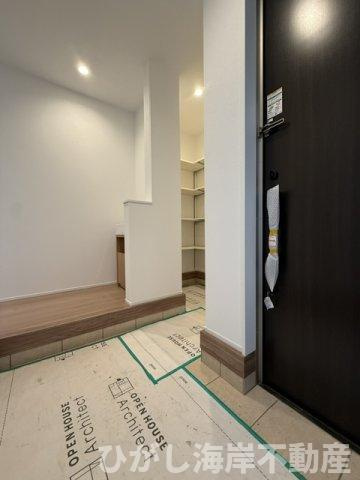 茅ヶ崎市南湖5丁目　新築戸建　全2棟の玄関|玄関