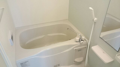 【浴室】 | ウォーターヒルズⅢ | 日々の暮らしに欠かせないお風呂です