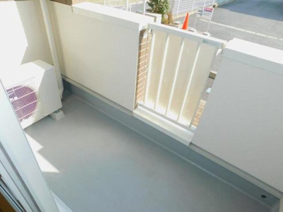 【バルコニー】 | アビシニアンＤ | 落ち着いた時間を過ごせるバルコニーです