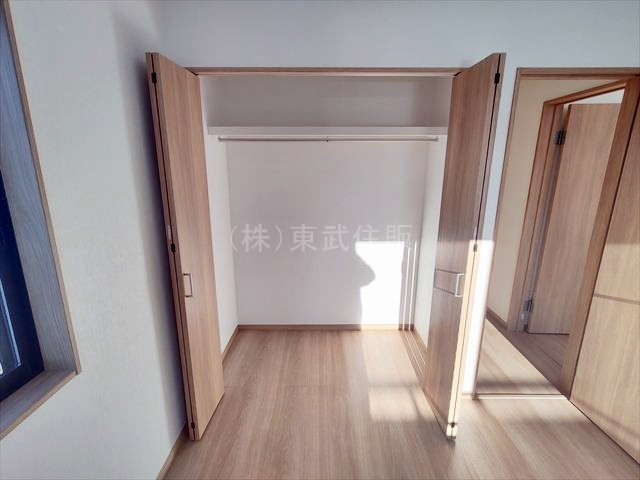 【収納】 | 坂戸市西坂戸 | 2階南西側6.0帖洋室の収納です