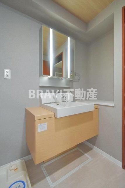 BRAVI南堀江（ブラービ南堀江）　BRAVI不動産の独立洗面台|【BRAVI南堀江】