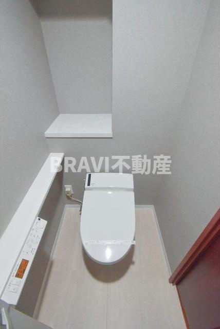 BRAVI南堀江（ブラービ南堀江）　BRAVI不動産のトイレ|【BRAVI南堀江】