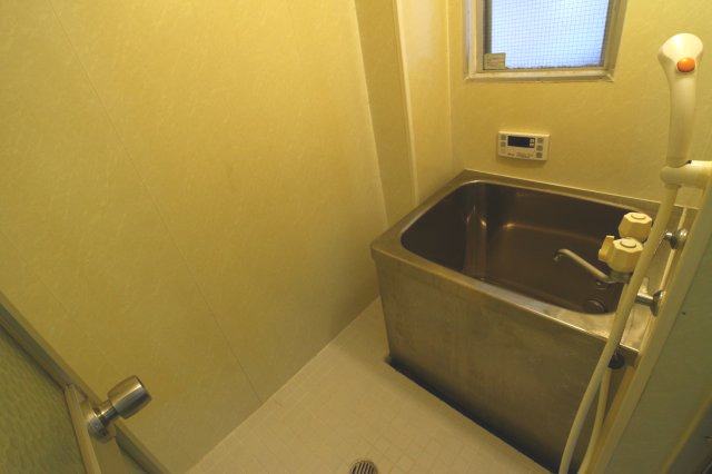 多聞台マンションの浴室