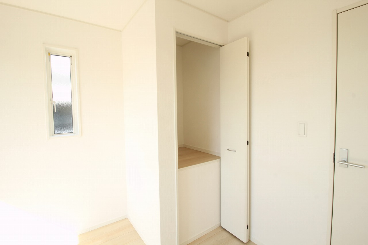 香美市土佐山田町東本町（第1）　新築戸建　1号棟【全2区画】の収納|2Ｆ　北西の部屋　5.5帖