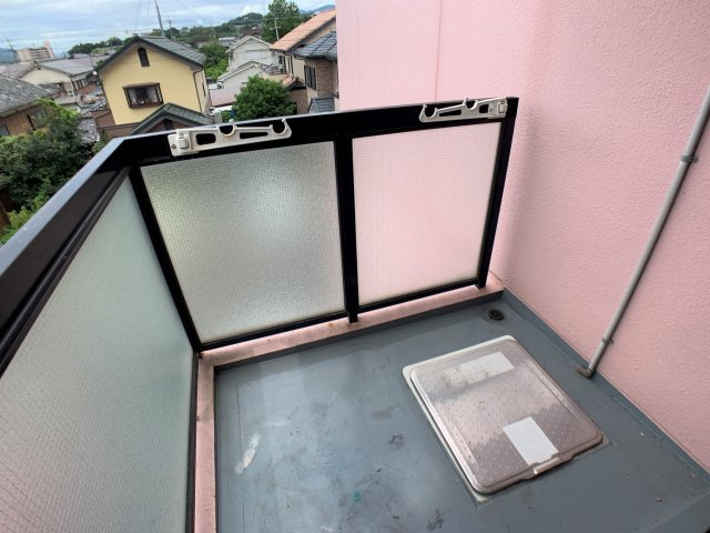 橋本市野の賃貸マンションのバルコニー