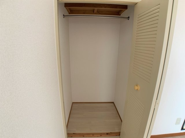 橋本市野の賃貸マンションの収納