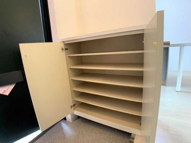 橋本市野の賃貸マンションの収納