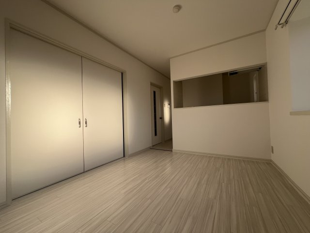 アゼリアⅠの居間・リビング