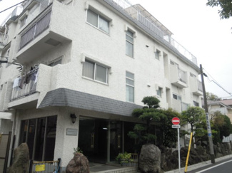 【外観】 | 鉄筋コンクリート造のがっちりとした造り。