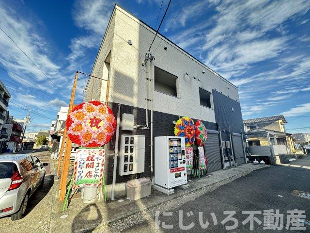 阿南市富岡町あ石のアパートの外観