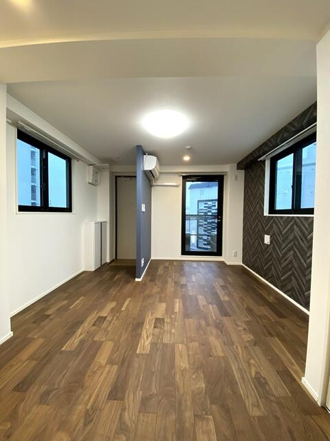 クオーレ新小岩の洋室