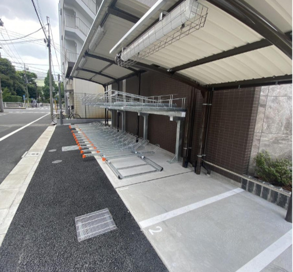 リビオメゾン両国ノースの駐車場