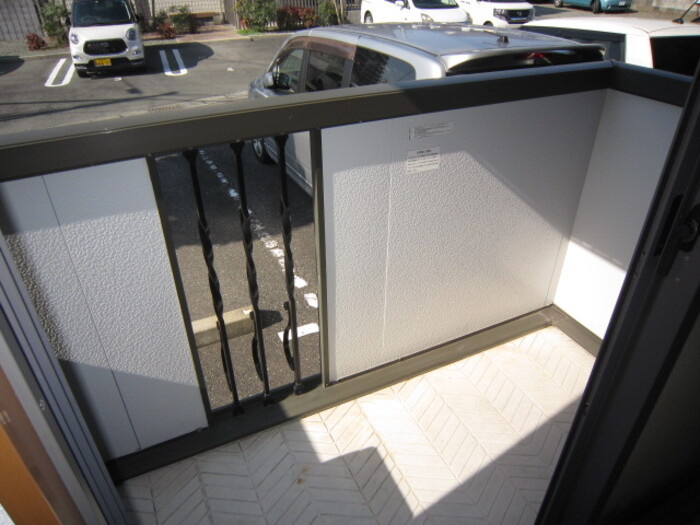 熊本市中央区世安３丁目のアパートのバルコニー