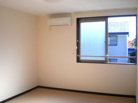 立地は日当たり良好です。