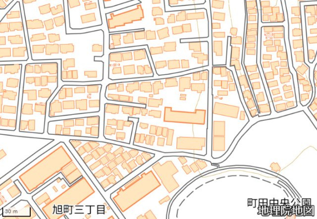 町田市旭町３丁目　売地の前面道路含む現地写真