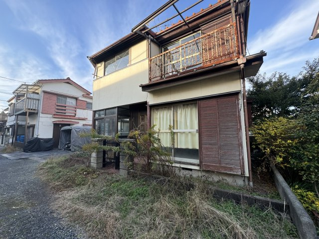 町田市旭町３丁目　売地の前面道路含む現地写真