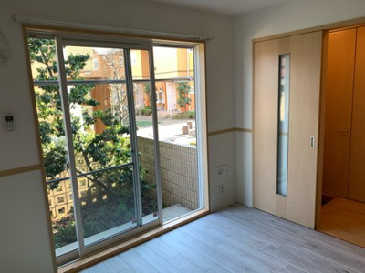 【内装】 | シャーメゾンMUKUROJIコートB