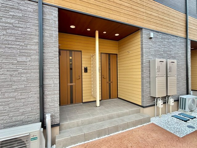 カミーノクラントーノ　ドゥーエのエントランス