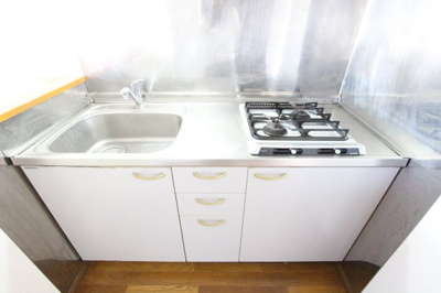 【キッチン】 | ダイワプラザ津田沼 | ２口コンロ付きのシステムキッチンです