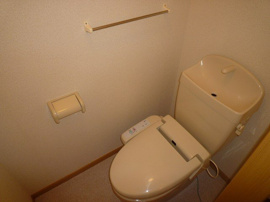 シンプルで使いやすいトイレです