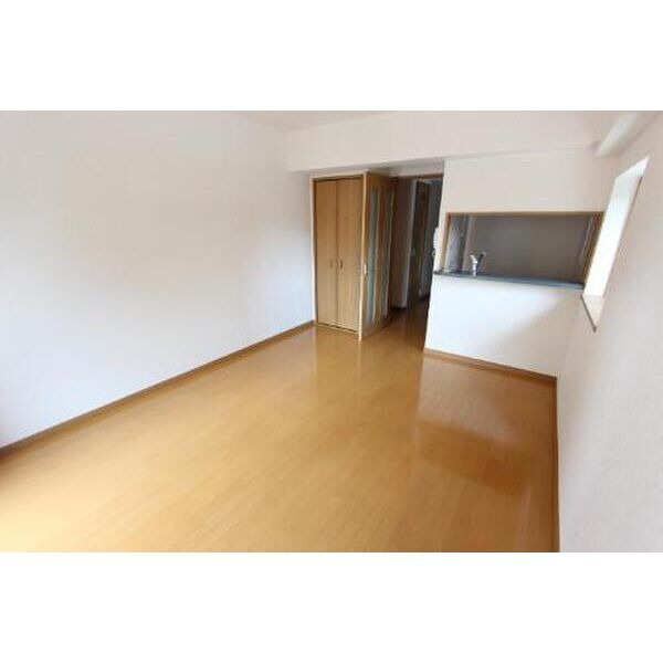 ダブルーンVIII桜坂の居間・リビング